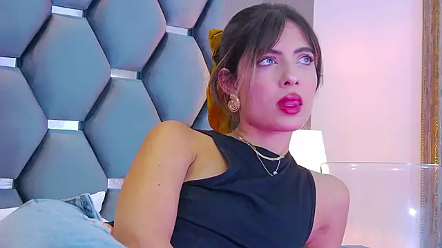 BlaireParker online show from 10/27/25, 12:20