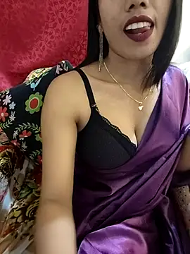 priya 26 online show from 10/25/25, 04:53