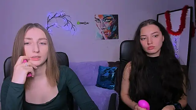 eva smiith  online show from 11/18/25, 07:24