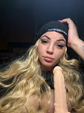 sexybunny18255 online show from 10/14/25, 08:42