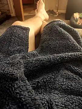 hubbyfun19 online show from 10/20/25, 04:57