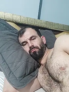 Apooabe online show from 10/24/25, 06:04