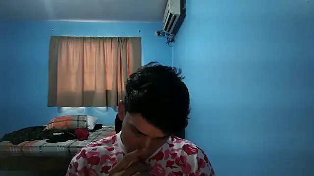 Jaket lovers online show from 09/11/25, 06:08