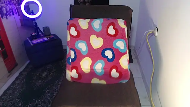 Milf Valeria online show from 09/22/25, 02:52