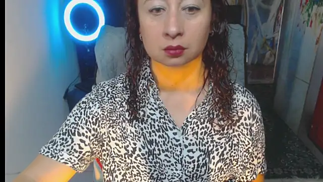 Milf Valeria online show from 11/20/25, 02:28