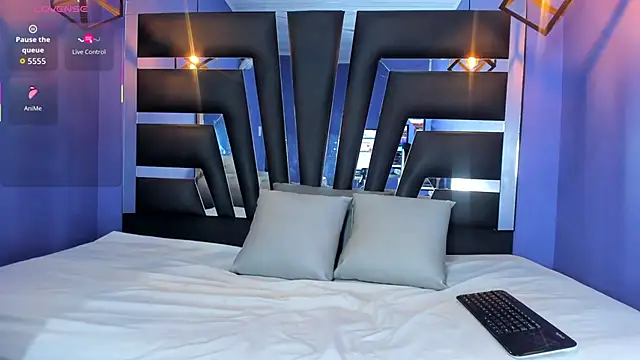 anne-brown13 online show from 11/19/25, 06:30