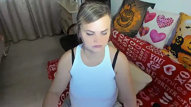 MildMature online show from 11/21/25, 05:44