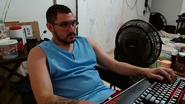 Leonino231 online show from 11/17/25, 01:00