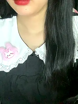 Snapshot of Linhtruong_ chatting on 11/03/25, 04:25 Linhtruong online show from 11/03/25, 04:25