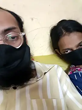 Snapshot of ursumita chatting on 10/12/25, 10:03 ursumita online show from 10/12/25, 10:03