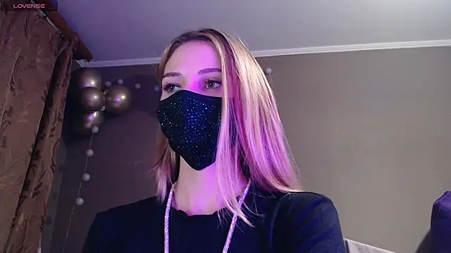 Iris lave online show from 11/06/25, 05:36