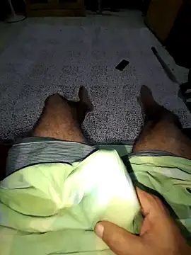 Snapshot of hackyourpussy@xh chatting on 09/29/25, 04:45 hackyourpussyxh online show from 09/29/25, 04:45