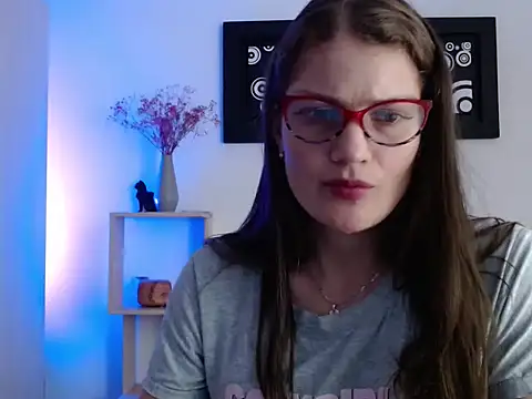 Camila-ventura online show from 10/23/25, 02:49