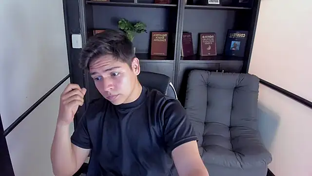 Asta Black online show from 09/08/25, 07:57