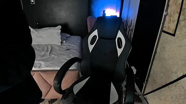 Asta Black online show from 09/11/25, 08:03