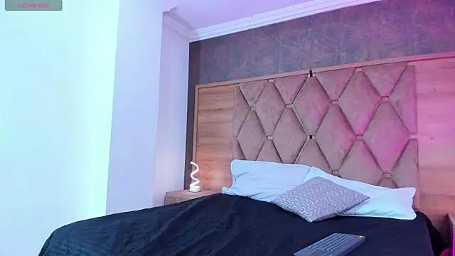 Asta Black online show from 09/18/25, 04:14