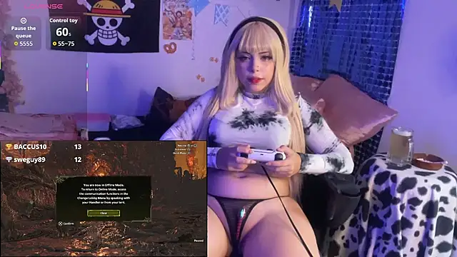 Snapshot of PixelKitty_ chatting on 10/03/25, 09:45 PixelKitty online show from 10/03/25, 09:45