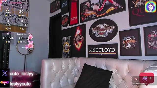 lesly cutee online show from 11/19/25, 12:27