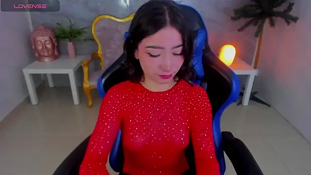 venuss09 s online show from 11/12/25, 01:44