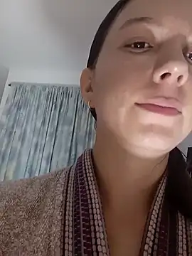 Arianna Moss online show from 11/18/25, 09:52