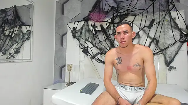 PeterBowel online show from 10/30/25, 02:13