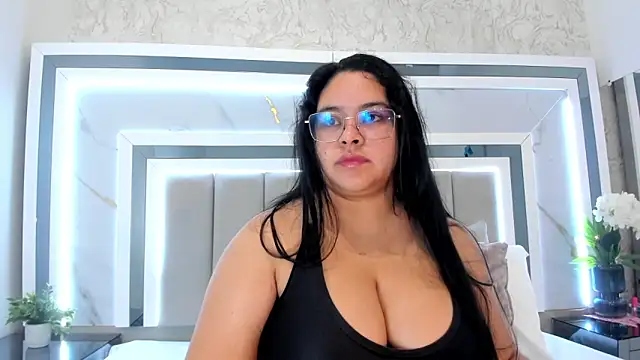 melodycharlotte online show from 10/31/25, 12:06