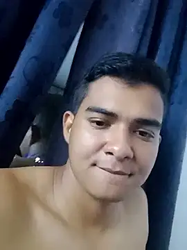 Snapshot of DeivanR_6 chatting on 10/23/25, 06:56 DeivanR 6 online show from 10/23/25, 06:56