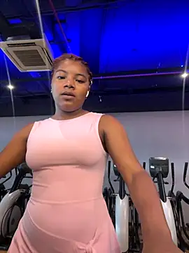 Snapshot of chocolatito-ho chatting on 09/18/25, 07:05 chocolatito-ho online show from 09/18/25, 07:05