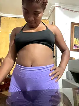 Snapshot of chocolatito-ho chatting on 10/01/25, 01:44 chocolatito-ho online show from 10/01/25, 01:44