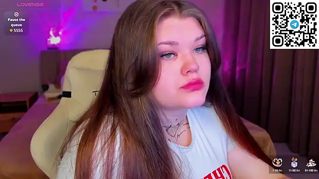 elle one online show from 10/14/25, 02:56