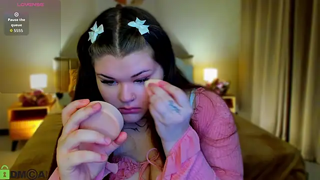 elle one online show from 10/24/25, 04:09