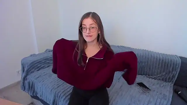 sofielovely  online show from 11/19/25, 12:38