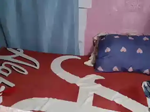 Snapshot of JuicyPussy4u chatting on 10/23/25, 11:09 JuicyPussy4u online show from 10/23/25, 11:09