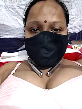 shalubhabhi69 online show from 11/07/25, 07:47