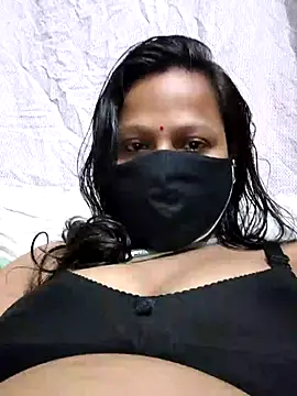 shalubhabhi69 online show from 11/08/25, 05:12