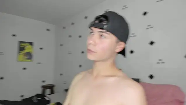 crushnier1 online show from 10/02/25, 06:26