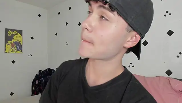 crushnier1 online show from 10/07/25, 06:16