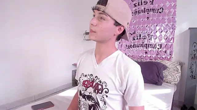 crushnier1 online show from 11/10/25, 12:37