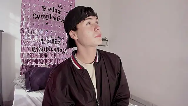 crushnier1 online show from 11/13/25, 12:15