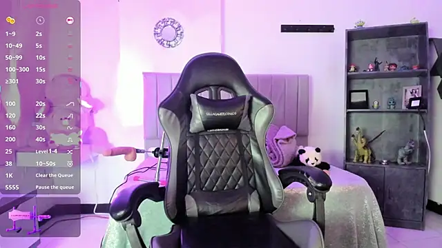 Scarlett21   online show from 10/15/25, 04:45