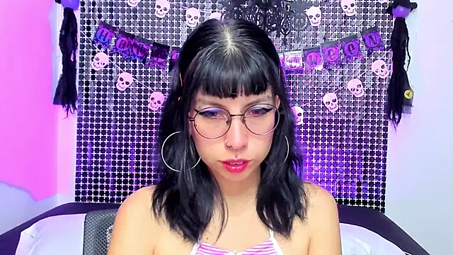 Rose 72 online show from 10/20/25, 08:09