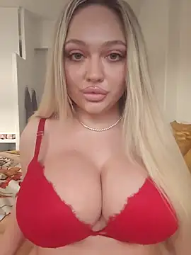 misstitmouseofficial online show from 10/18/25, 12:50