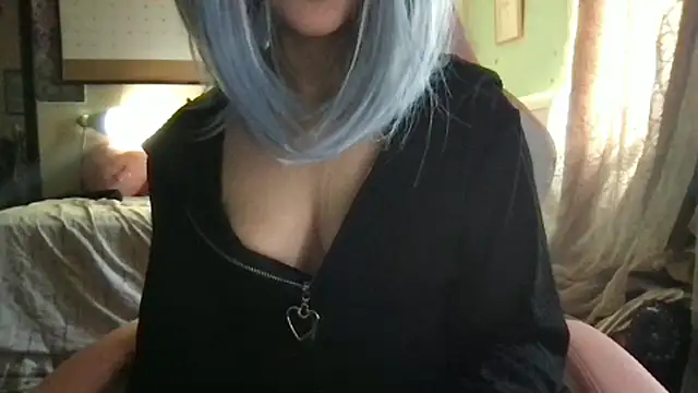 nekowaifuuu online show from 10/11/25, 03:54