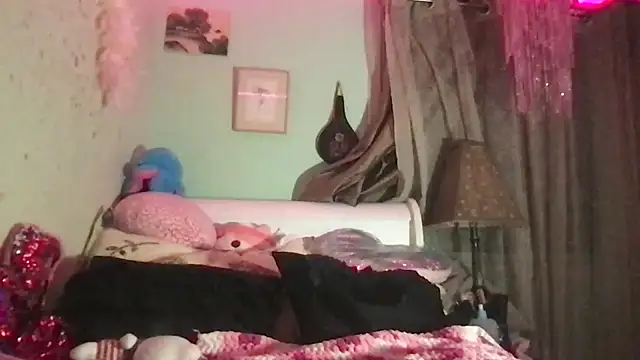 nekowaifuuu online show from 11/13/25, 04:44