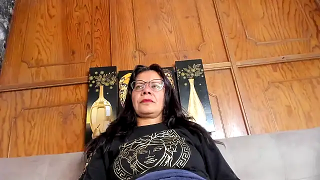 sofia hot vc online show from 11/20/25, 10:42