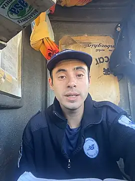 Snapshot of CaneLo0789 chatting on 11/17/25, 06:46 CaneLo0789 online show from 11/17/25, 06:46