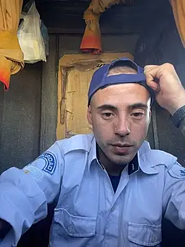 Snapshot of CaneLo0789 chatting on 11/23/25, 06:19 CaneLo0789 online show from 11/23/25, 06:19