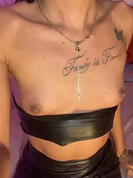 Lady Dirty444 online show from 09/28/25, 09:42