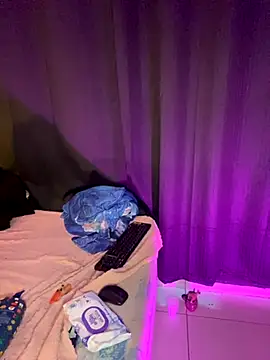 Lady Dirty444 online show from 10/13/25, 06:52