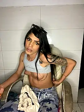 Lady Dirty444 online show from 11/19/25, 07:52